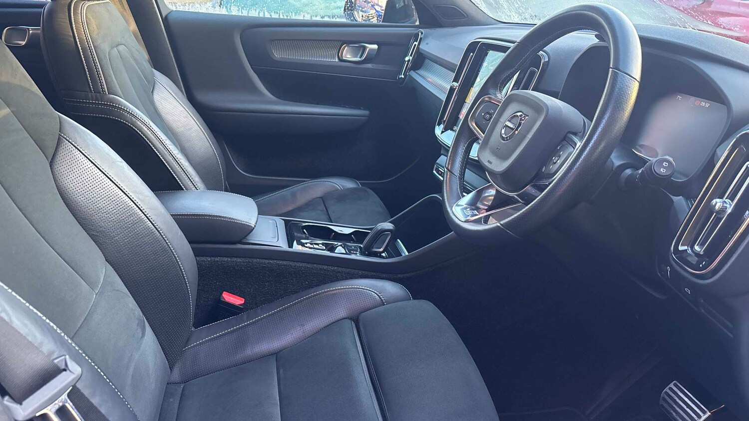 Used Volvo XC40 for sale - 77859054: Photo 10