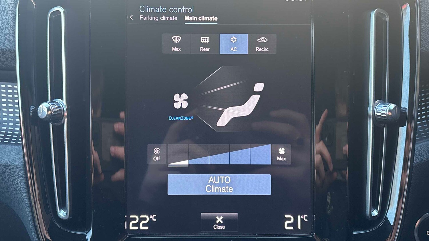 Used Volvo XC40 for sale - 77859054: Photo 18