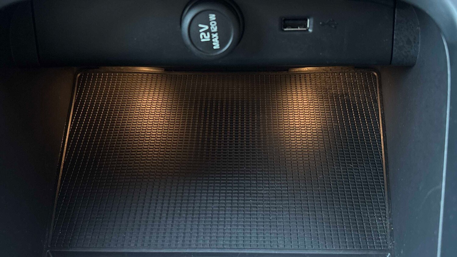 Used Volvo XC40 for sale - 77859054: Photo 20