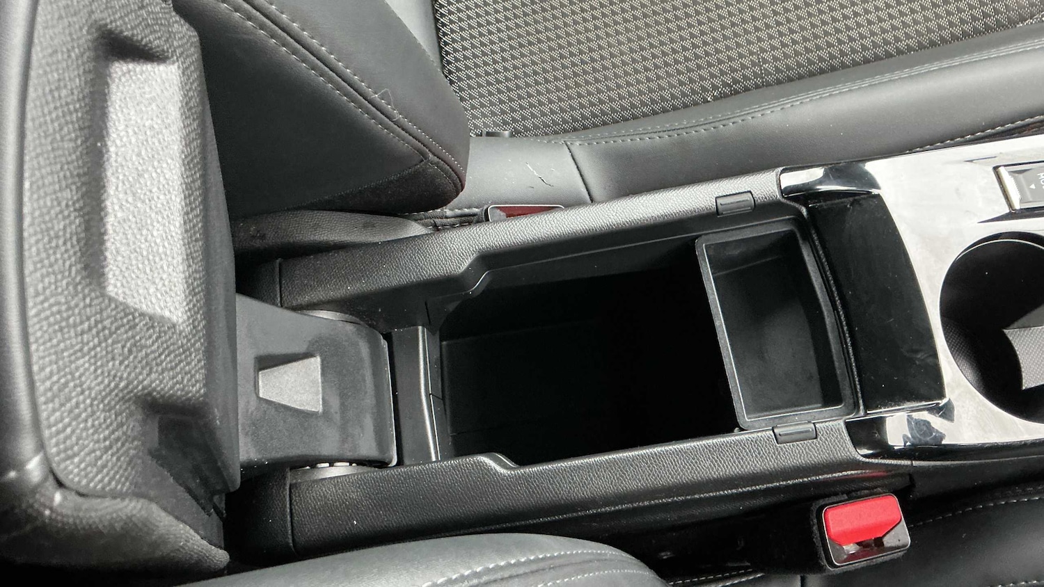 Used Peugeot 208 2022 for sale - 77856373: Photo 26