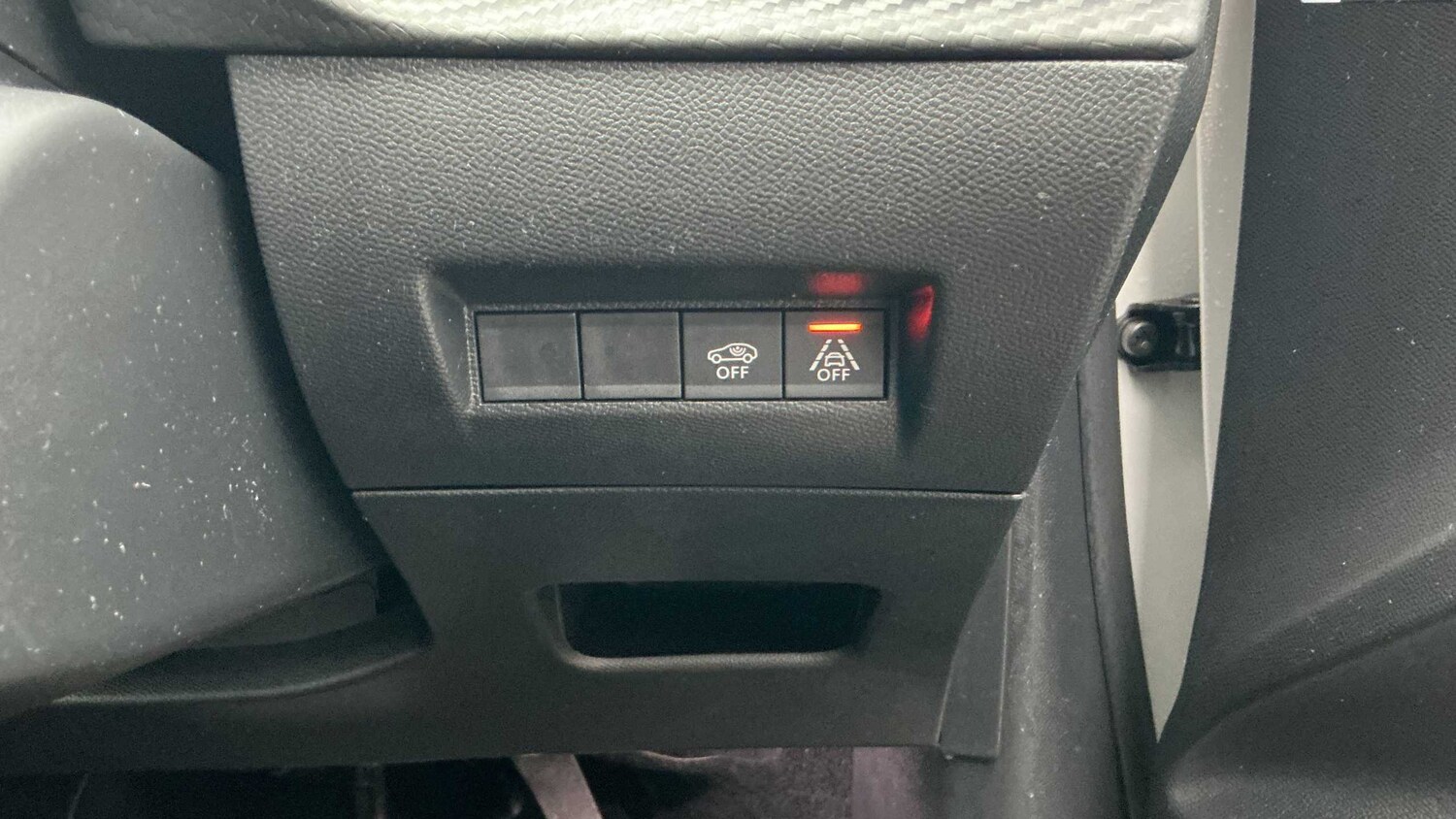 Used Peugeot 208 2022 for sale - 77856373: Photo 30