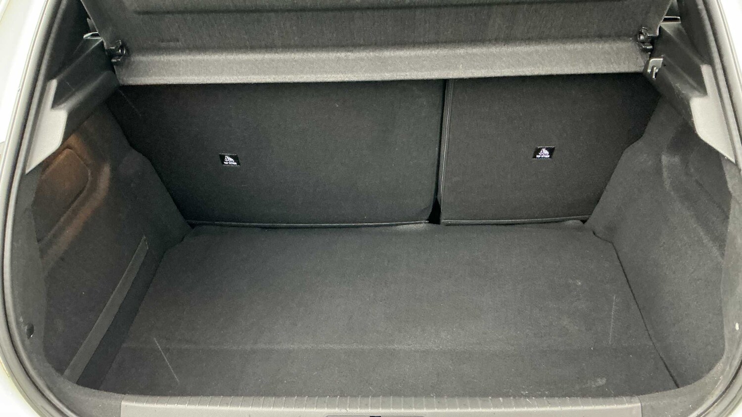 Used Peugeot 208 2022 for sale - 77856373: Photo 7