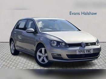 Used Volkswagen Golf 2015 for sale - 79271120: Photo