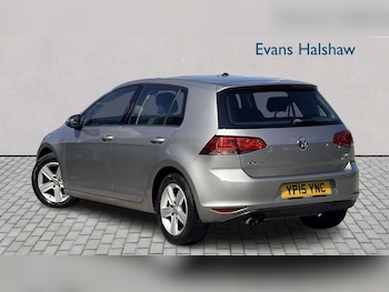 Used Volkswagen Golf 2015 for sale - 79271120: Photo