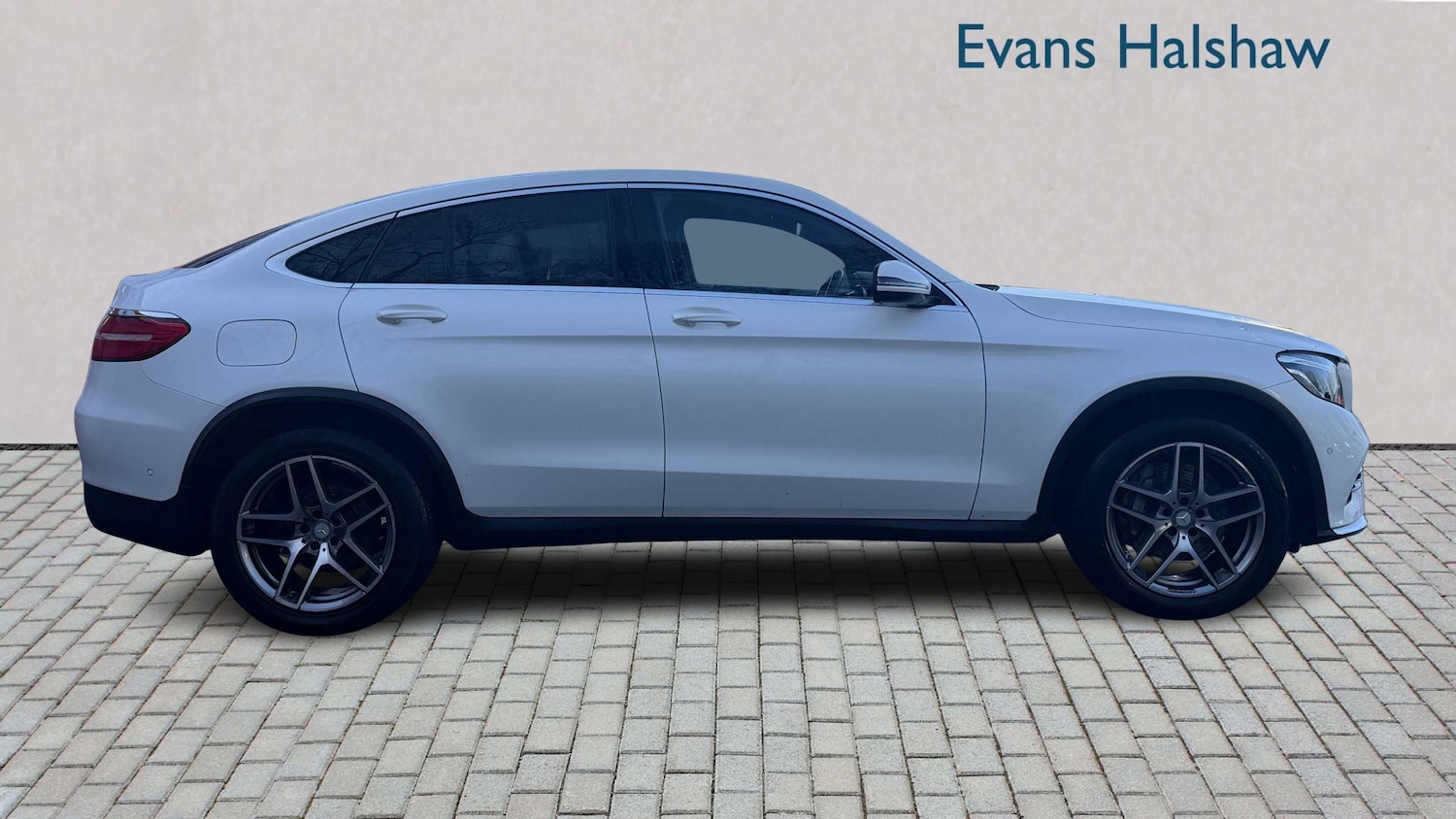 Used Mercedes-Benz GLC for sale - 77861592: Photo 3