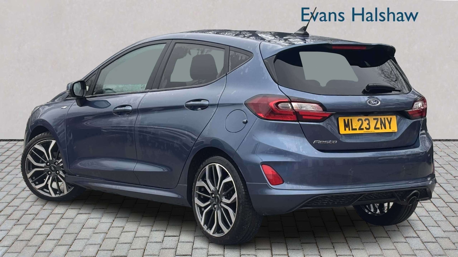 Used Ford Fiesta for sale - 77861369: Photo 2