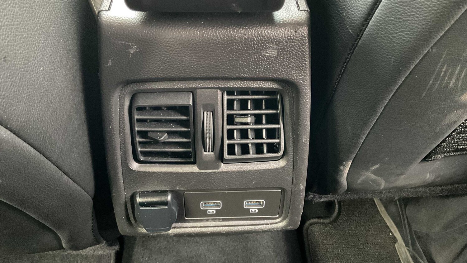 Used Renault Captur for sale - 77862512: Photo 11