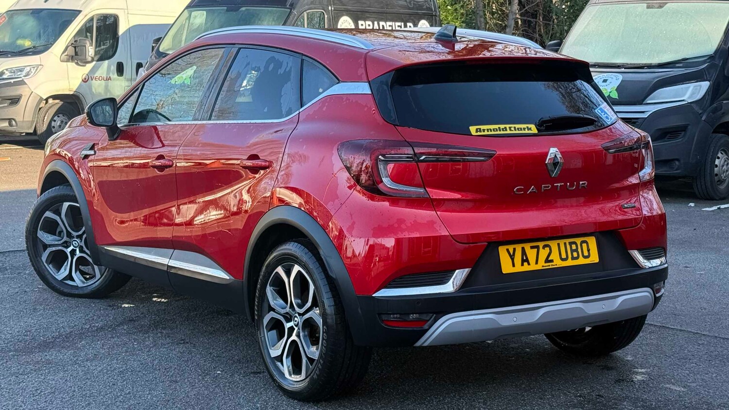 Used Renault Captur for sale - 77862512: Photo 2