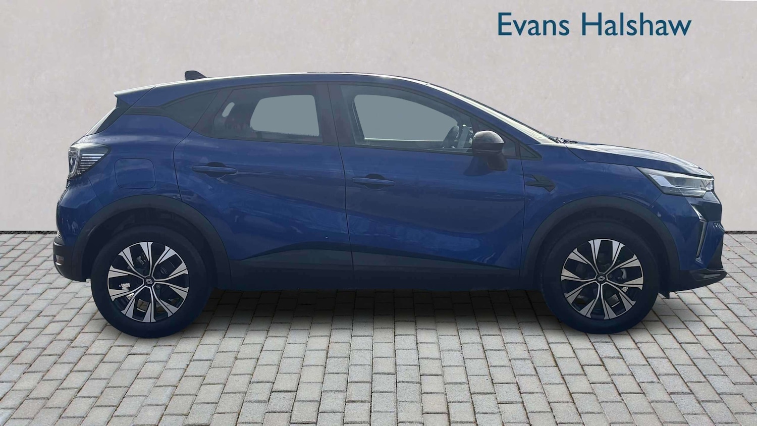 Used Renault Captur 2025 for sale - 77856565: Photo 3