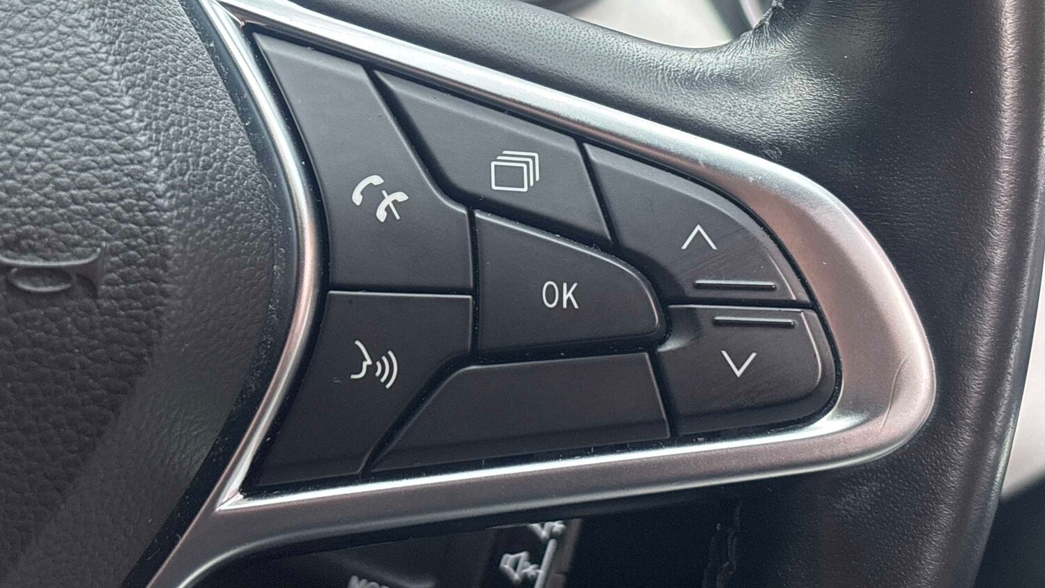 Used Renault Clio 2020 for sale - 77859566: Photo 25