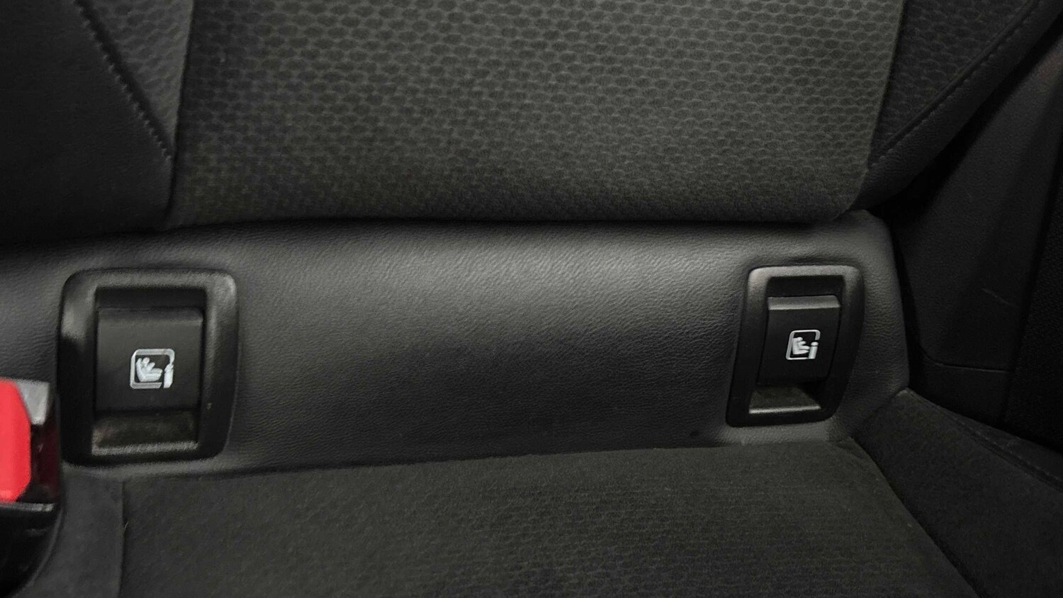 Used Renault Clio 2020 for sale - 77859566: Photo 29