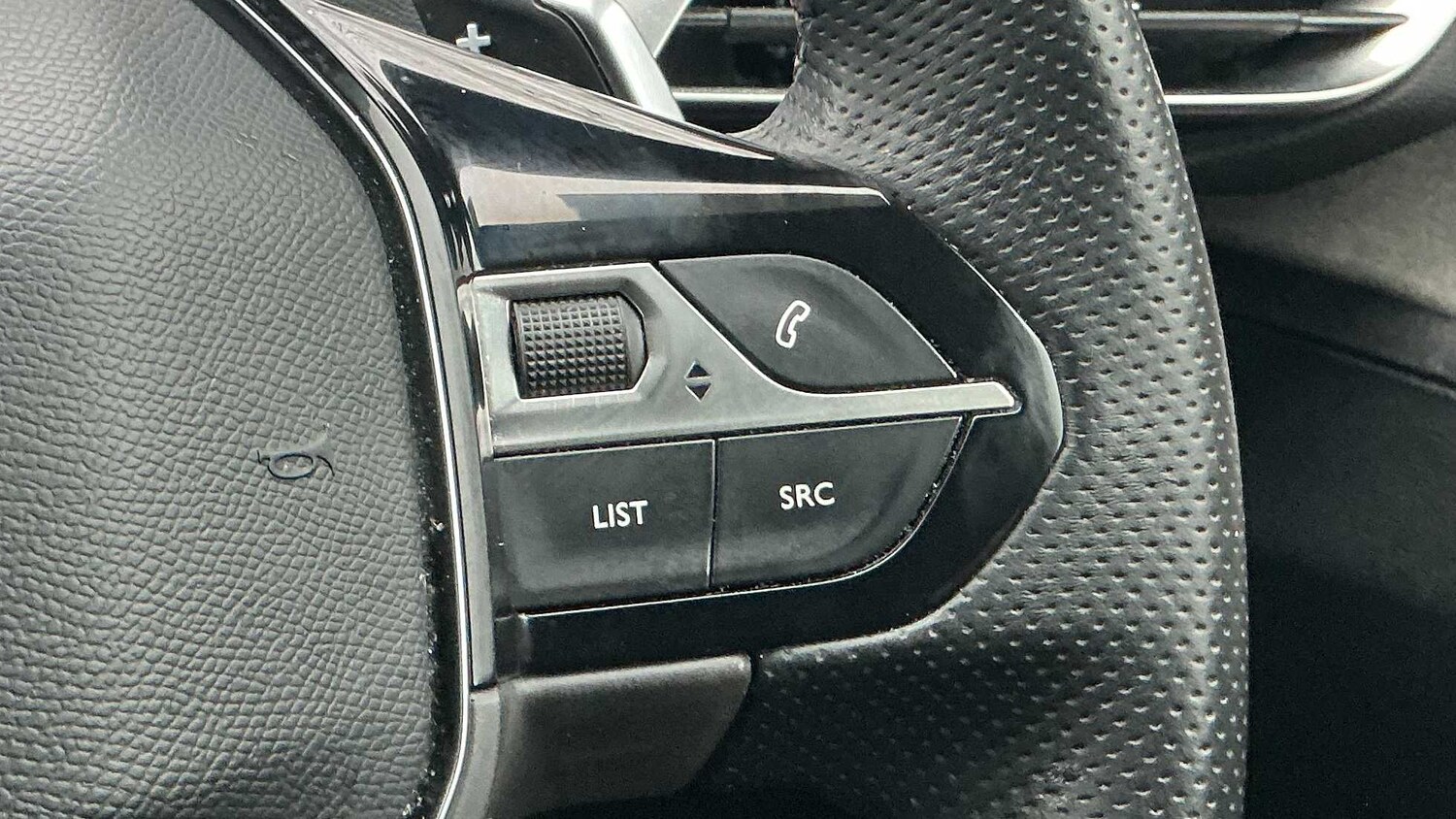 Used Peugeot 3008 2021 for sale - 77859316: Photo 12