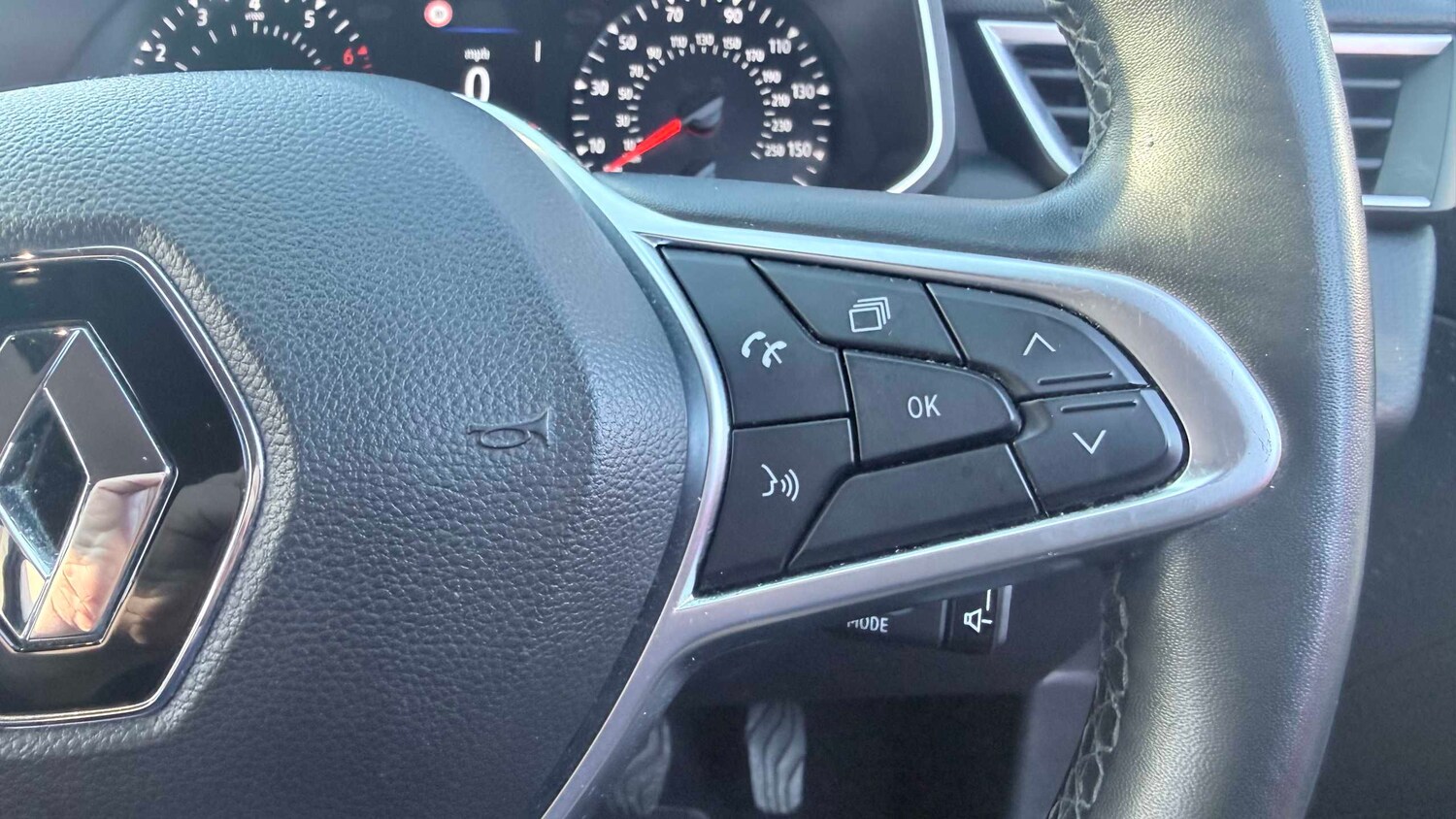 Used Renault Clio for sale - 77857843: Photo 20