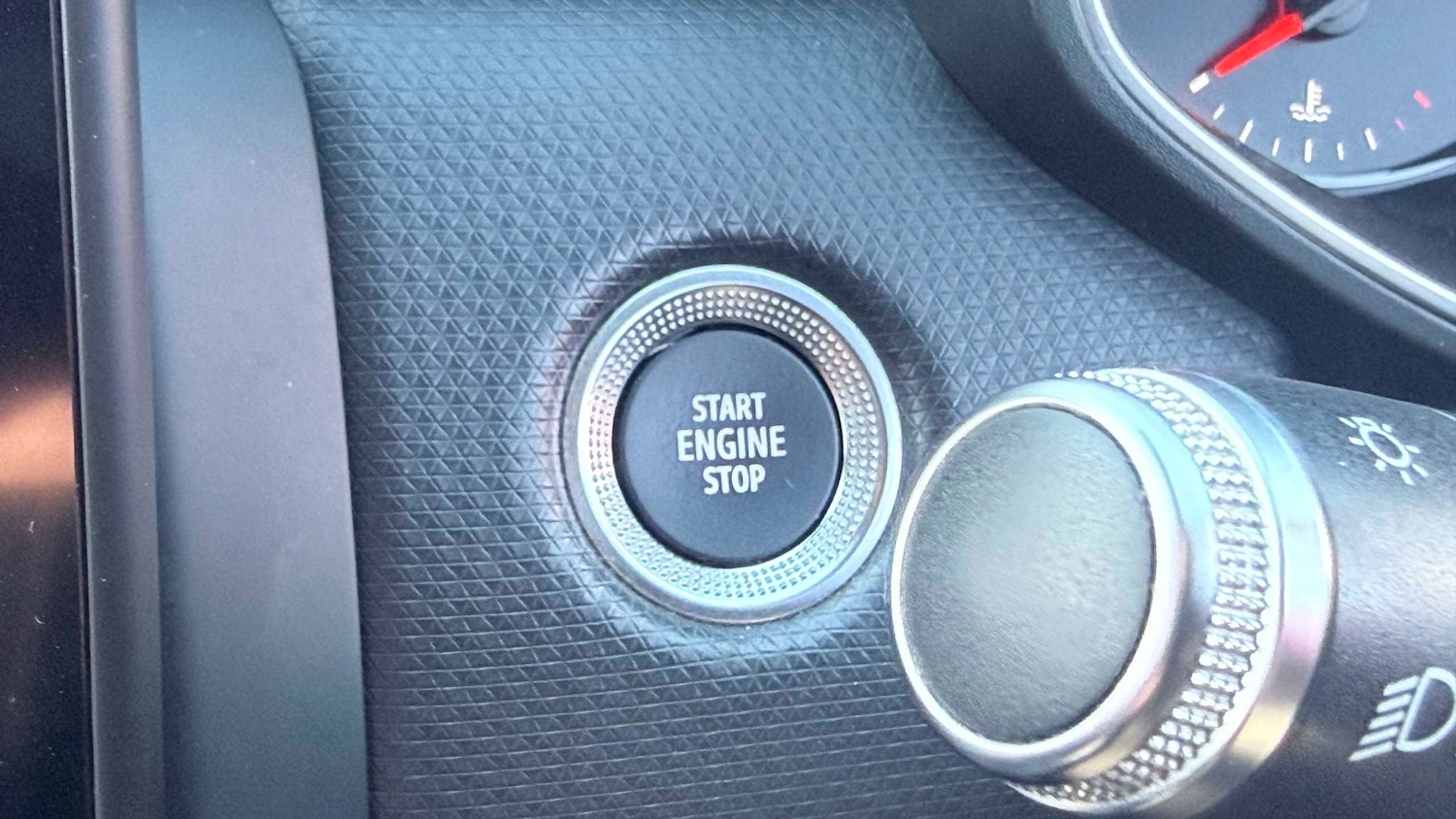 Used Renault Clio for sale - 77857843: Photo 22