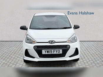 Used Hyundai i10 2019 for sale - 77860245: Photo