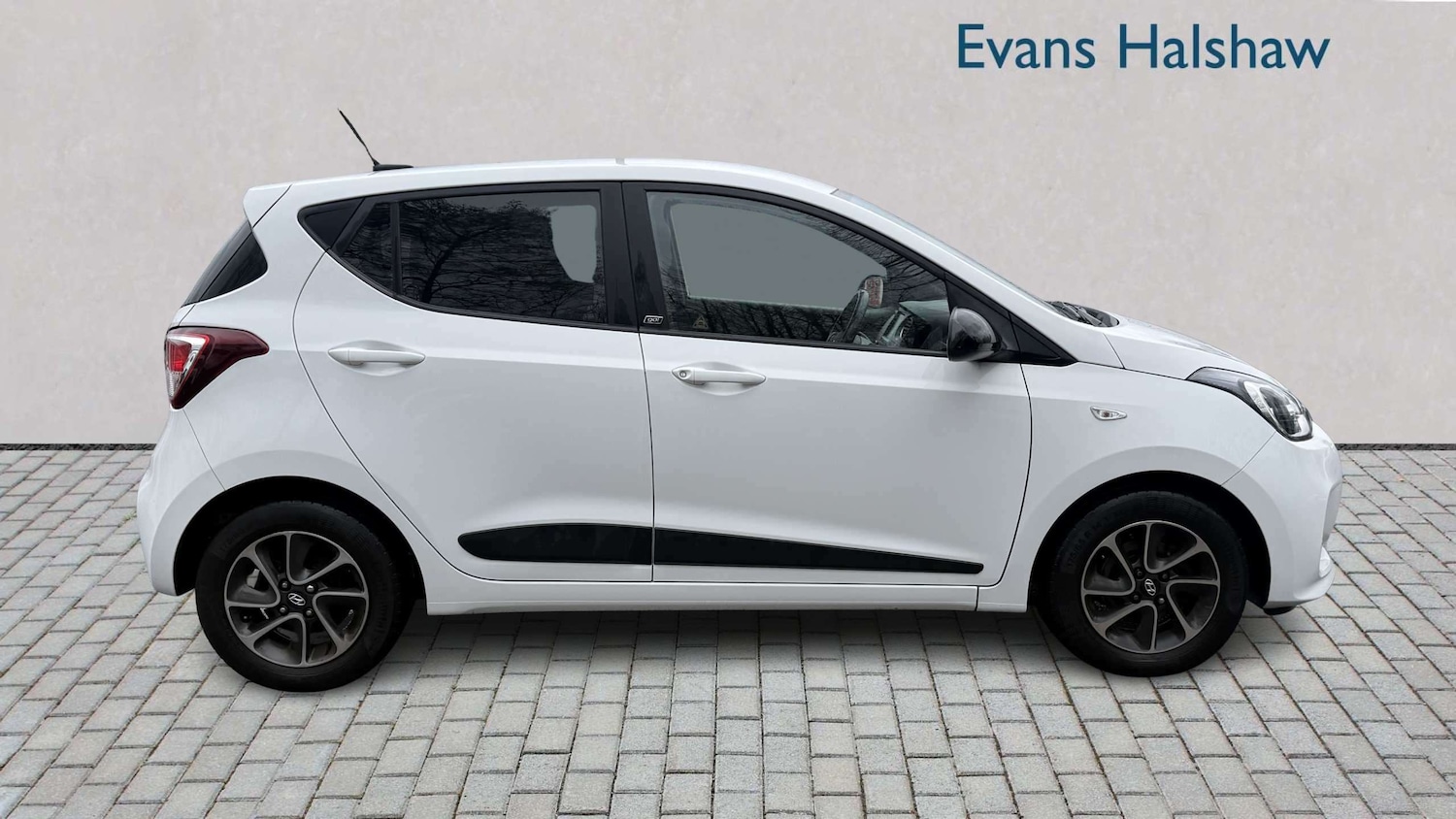 Used Hyundai i10 for sale - 77860245: Photo 4