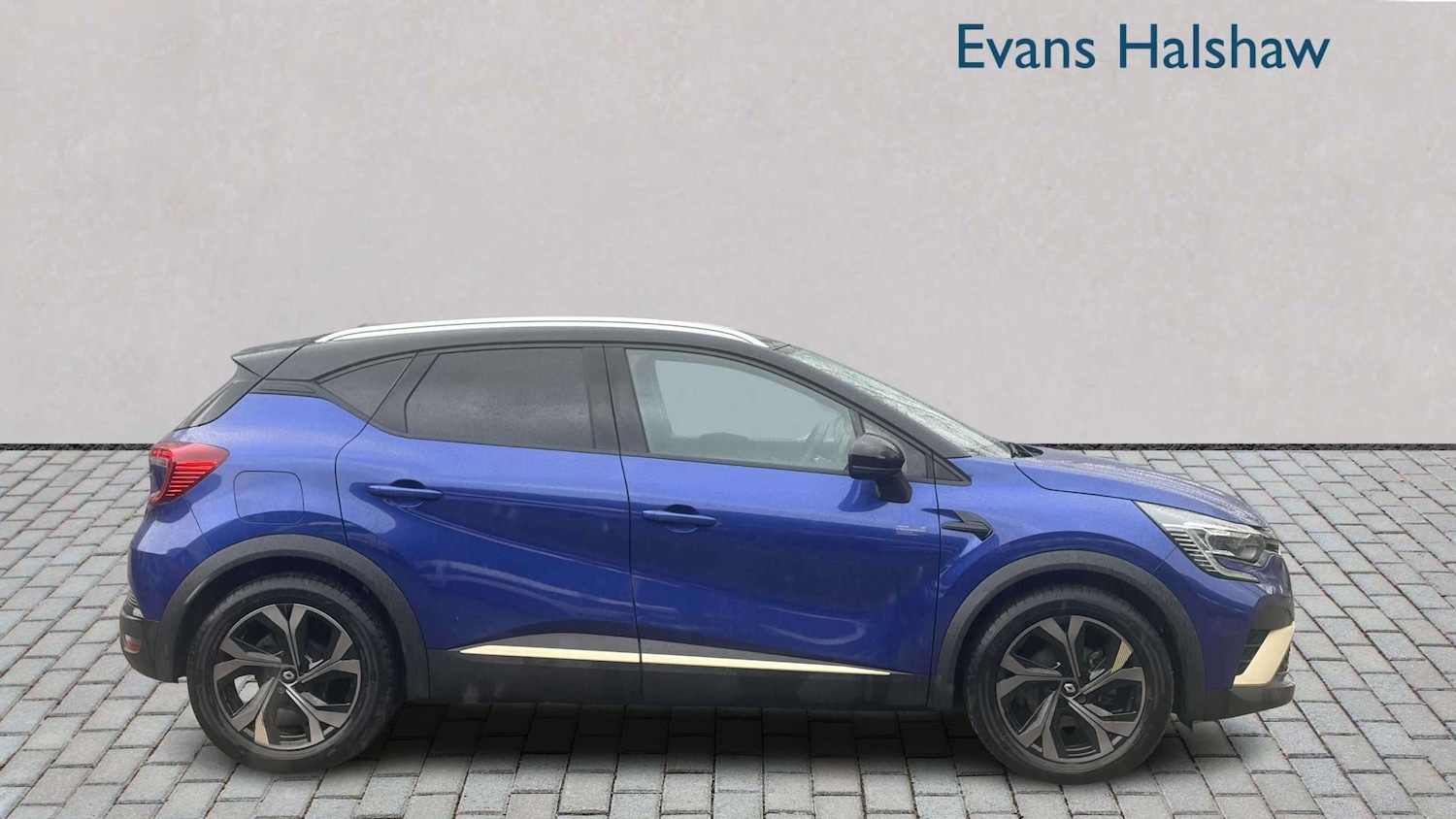 Used Renault Captur 2024 for sale - 78187841: Photo 4