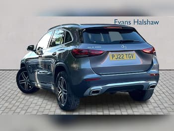 Used Mercedes-Benz GLA 2022 for sale - 79833986: Photo