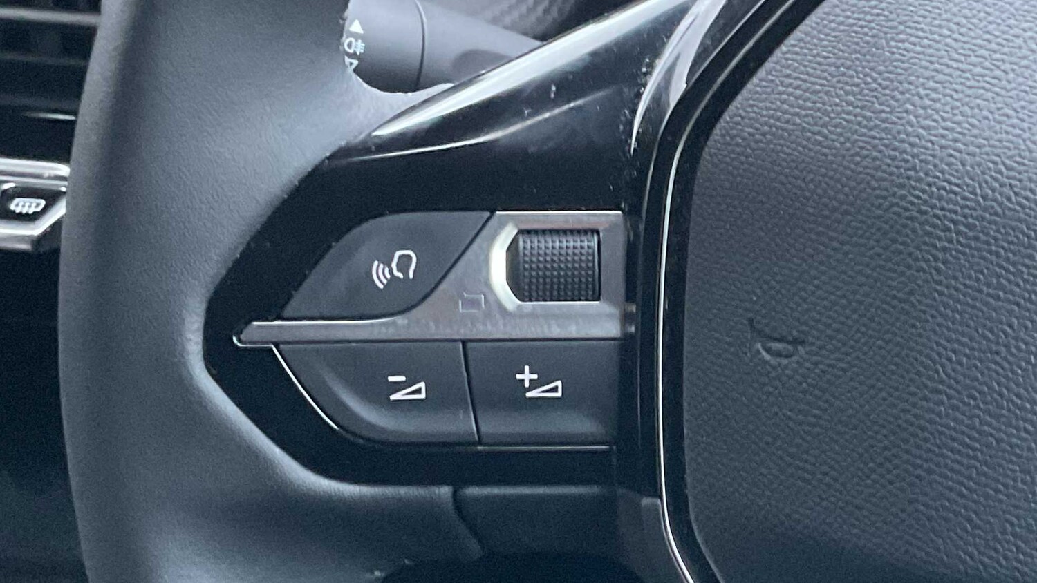 Used Peugeot 208 for sale - 77859101: Photo 19