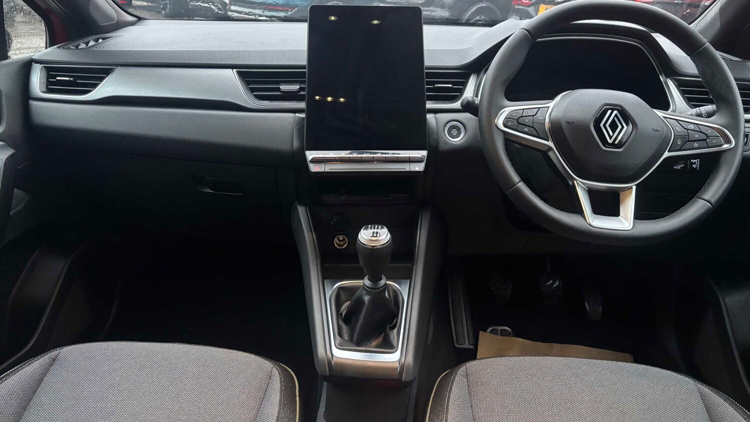 Used Renault Captur for sale - 77862121: Photo 10