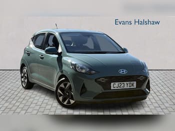 Used Hyundai i10 2023 for sale - 79745641: Photo