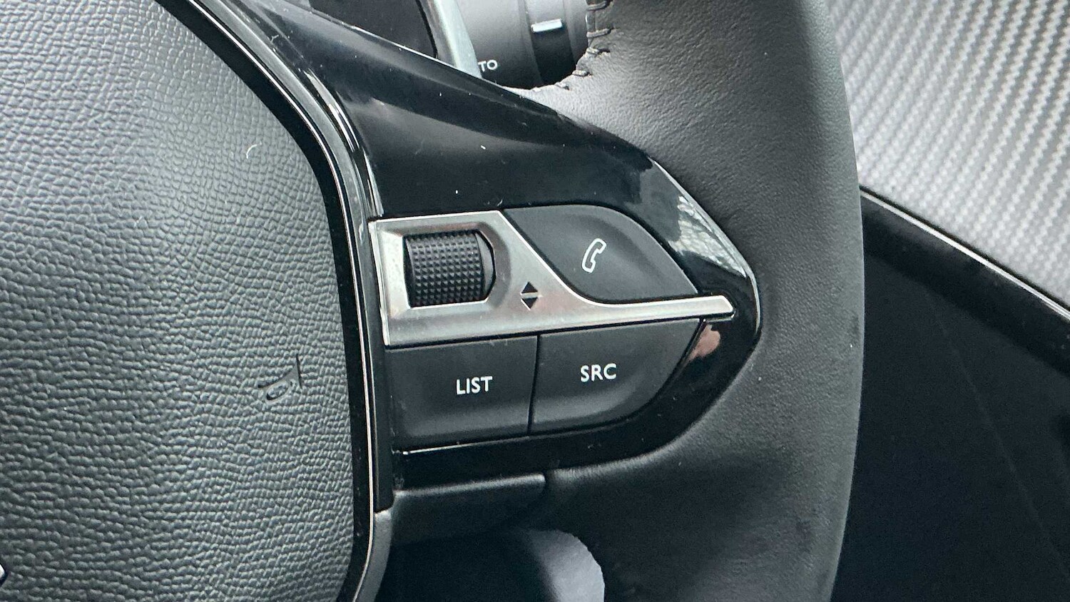 Used Peugeot 208 2022 for sale - 77861184: Photo 14