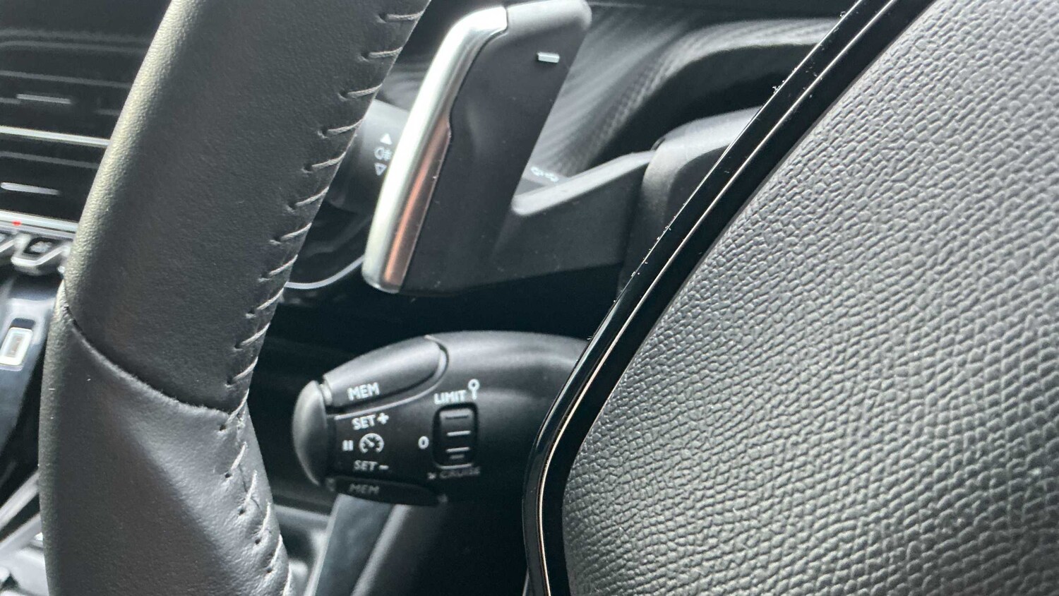 Used Peugeot 208 2022 for sale - 77861184: Photo 16