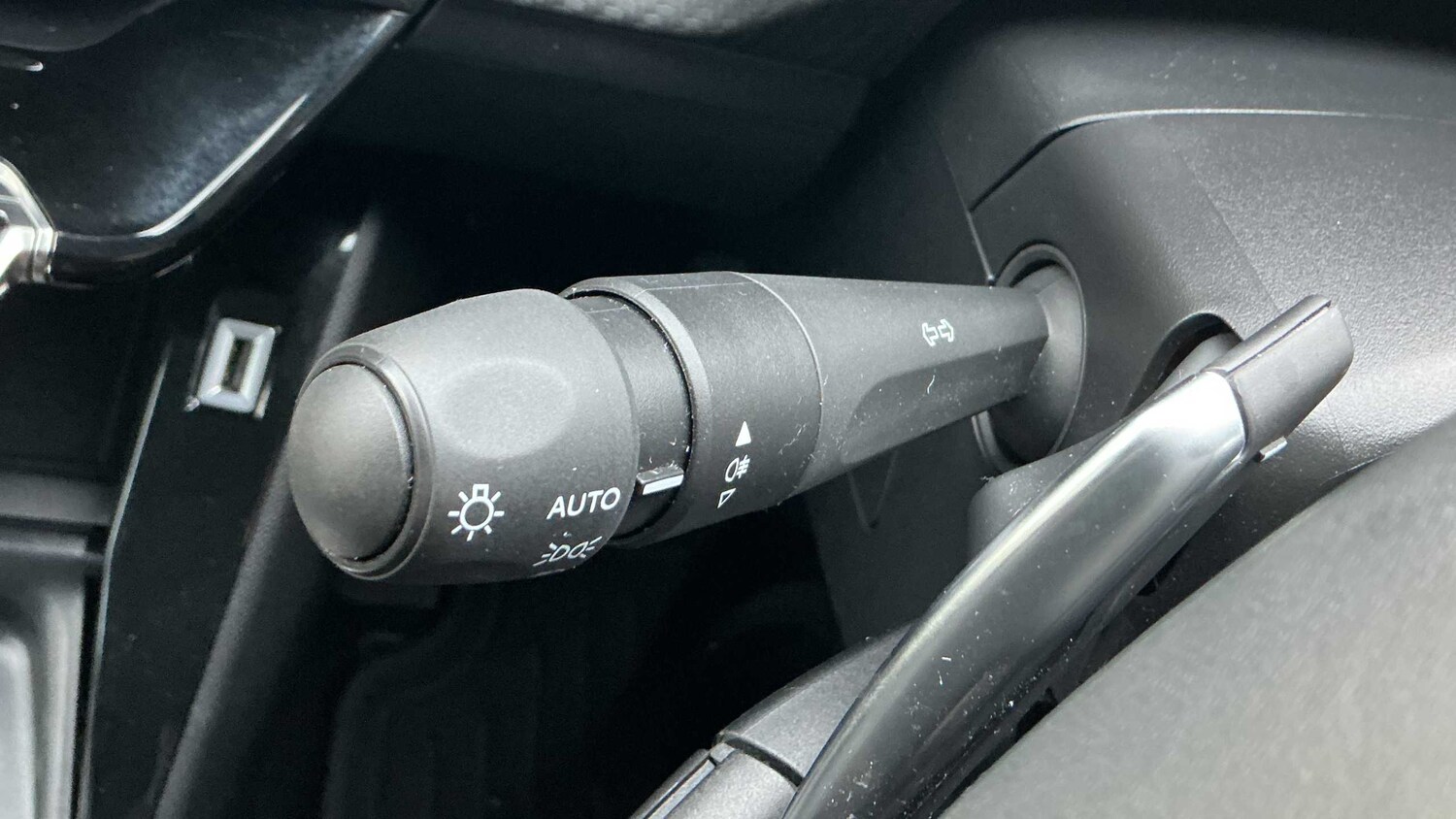 Used Peugeot 208 2022 for sale - 77861184: Photo 18