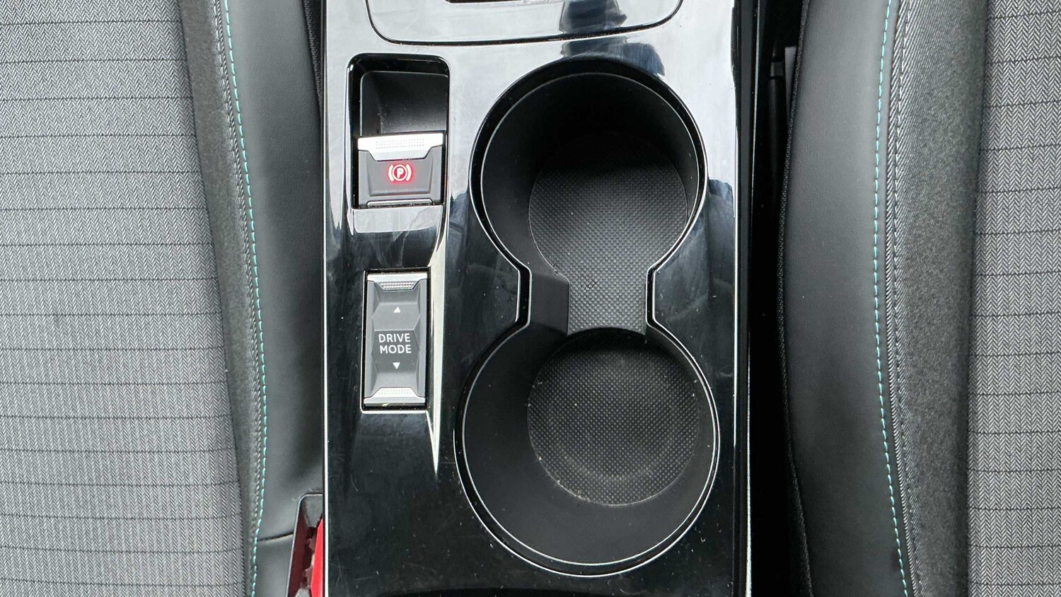 Used Peugeot 208 2022 for sale - 77861184: Photo 25