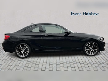 Used BMW 2 Series 2017 for sale - 77943521: Photo