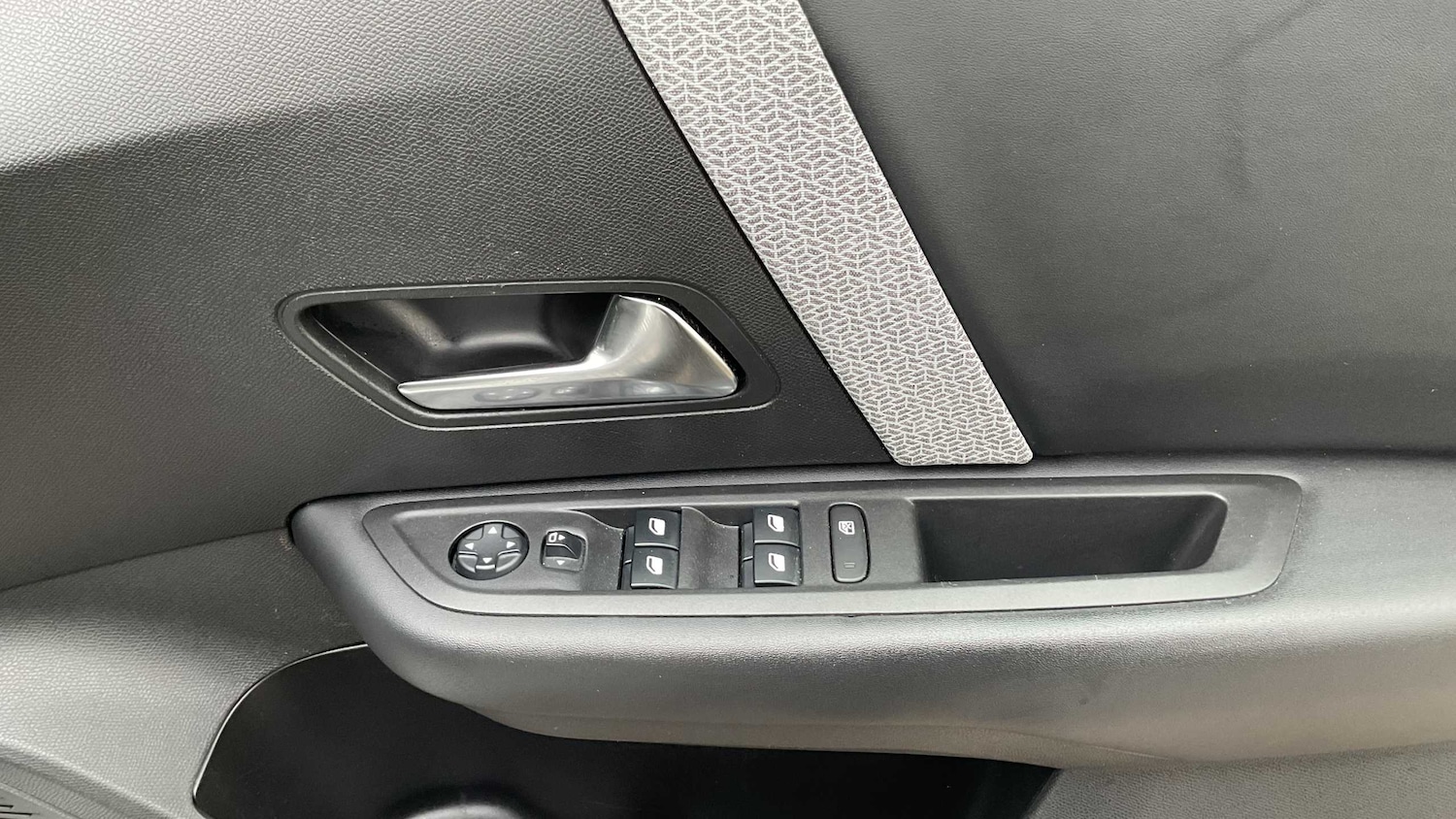 Used Citroen C4 2022 for sale - 78010114: Photo 8