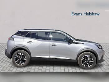 Used Peugeot 2008 2023 for sale - 79753803: Photo