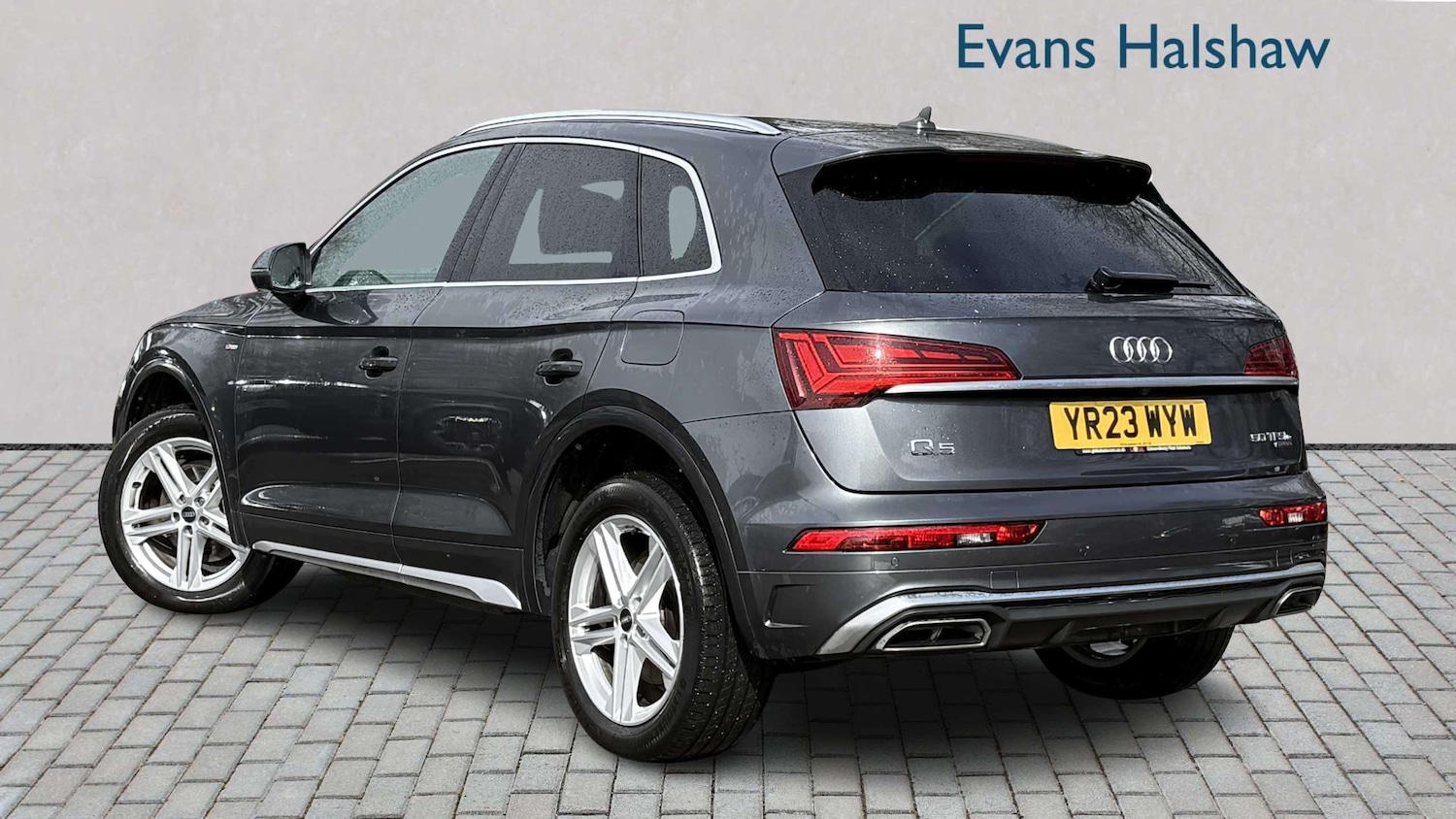Used Audi Q5 2023 for sale - 78037767: Photo 2