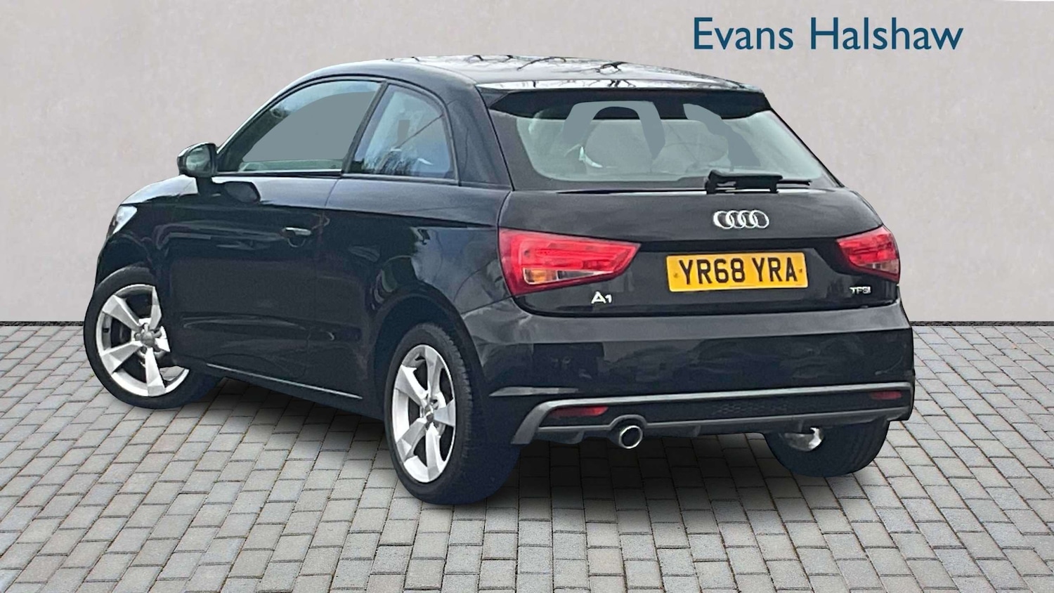 Used Audi A1 2018 for sale - 77928583: Photo 2