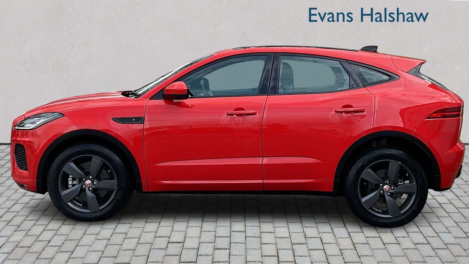Used Jaguar E-Pace 2020 for sale - 77861065: Photo 3