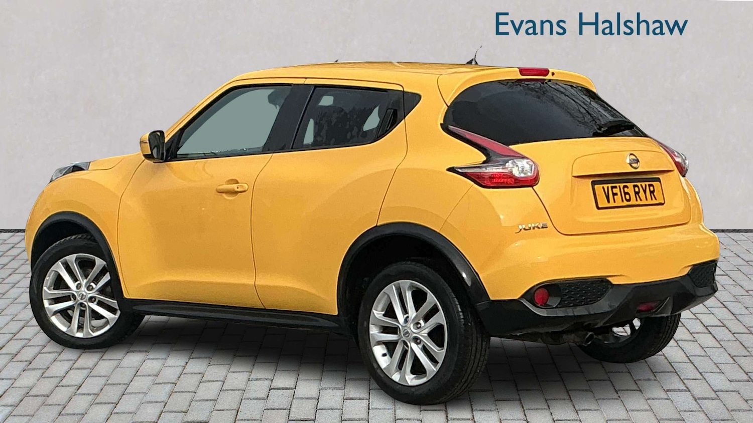 Used Nissan Juke 2016 for sale - 77995894: Photo 2