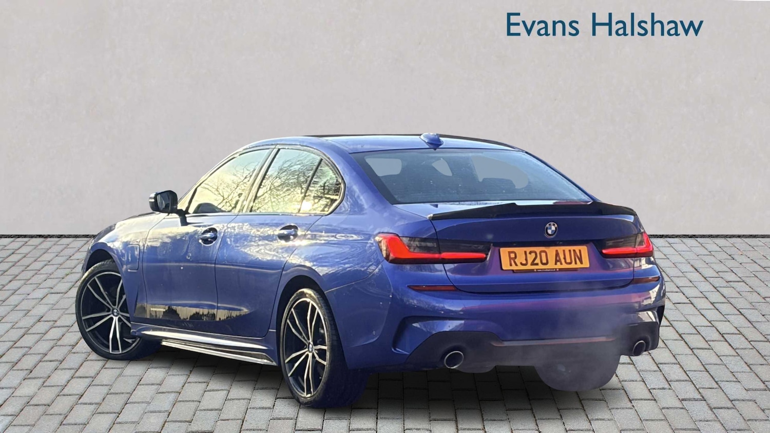 Used BMW 3 Series 2020 for sale - 77894350: Photo 2