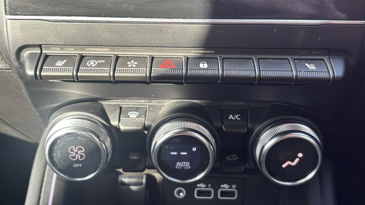 Used Renault Clio 2025 for sale - 77857555: Photo 18