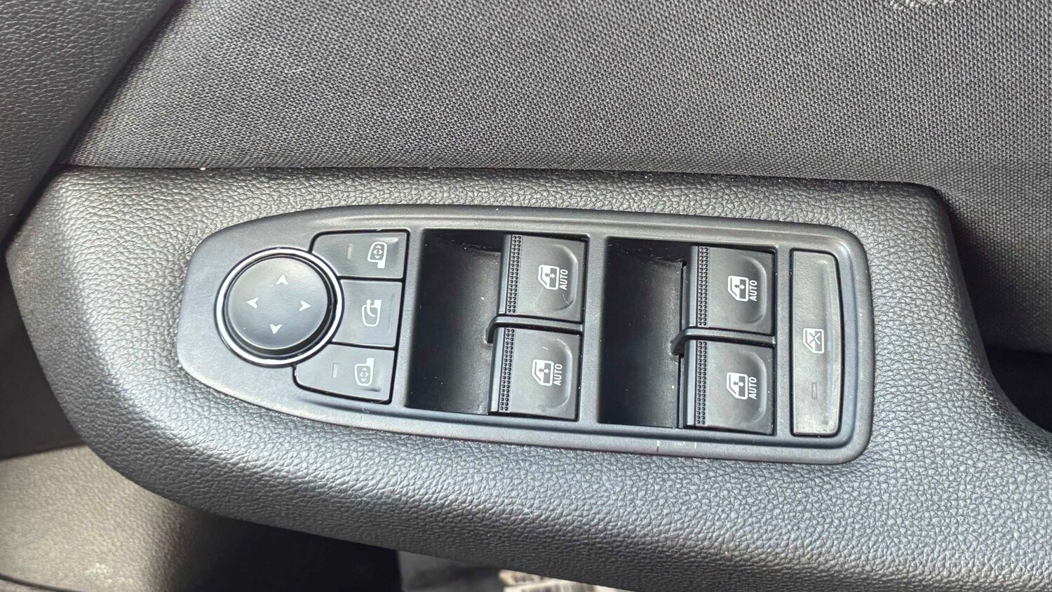 Used Renault Clio 2025 for sale - 77857555: Photo 29