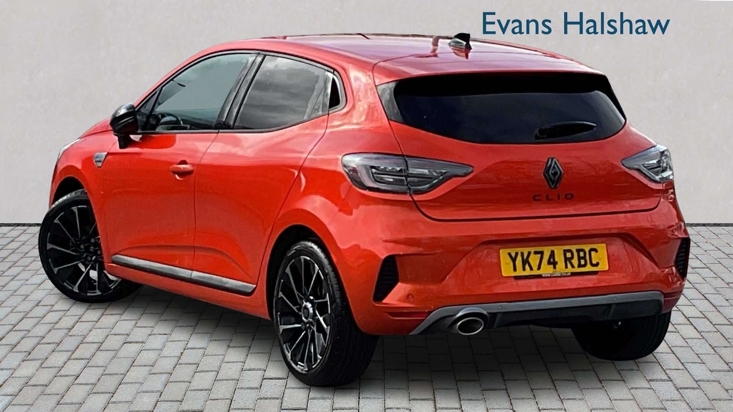 Used Renault Clio 2025 for sale - 77857555: Photo 3