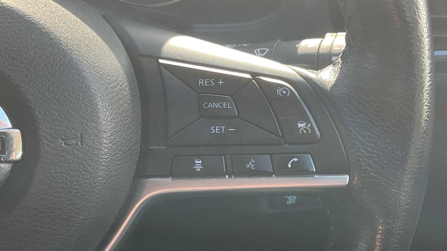 Used Nissan Leaf 2021 for sale - 78010093: Photo 15