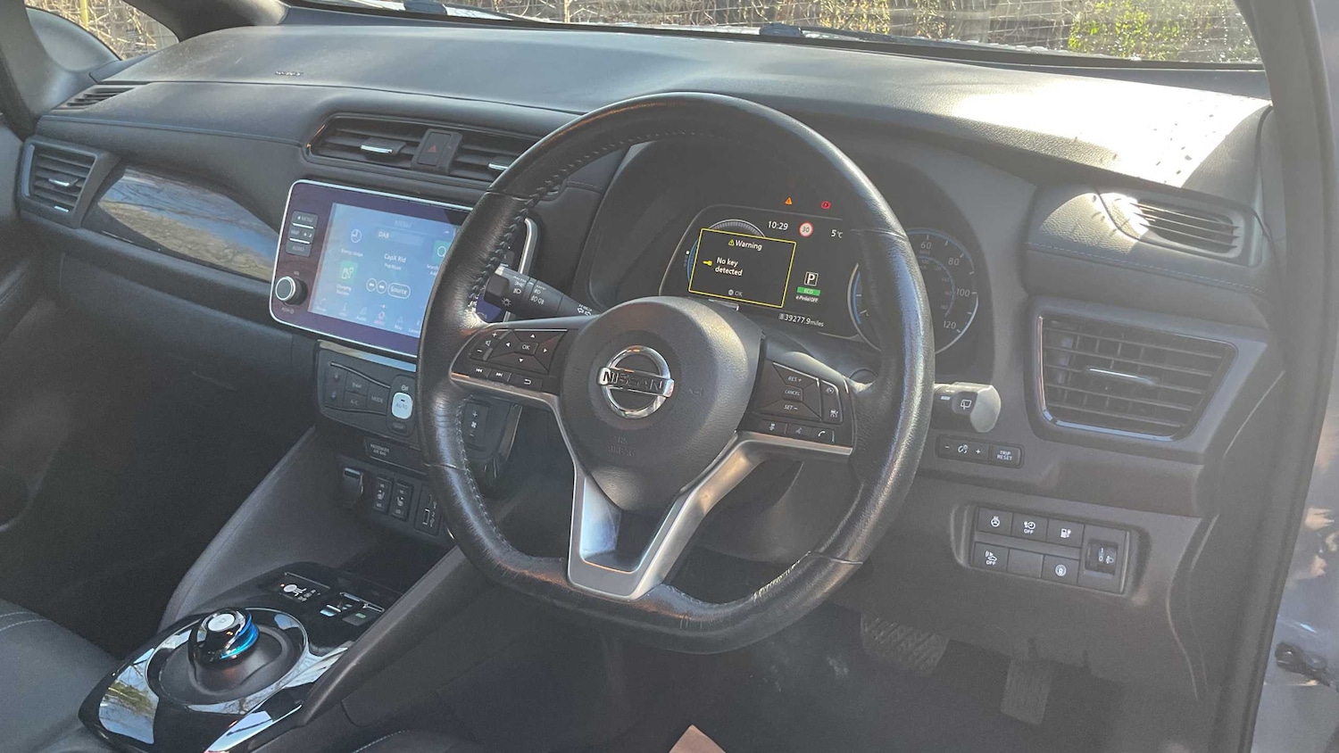 Used Nissan Leaf 2021 for sale - 78010093: Photo 6