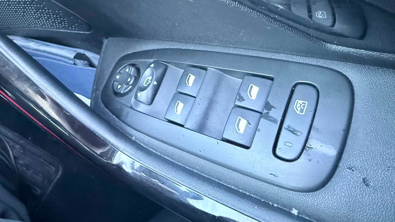 Used Peugeot 2008 for sale - 77859533: Photo 28