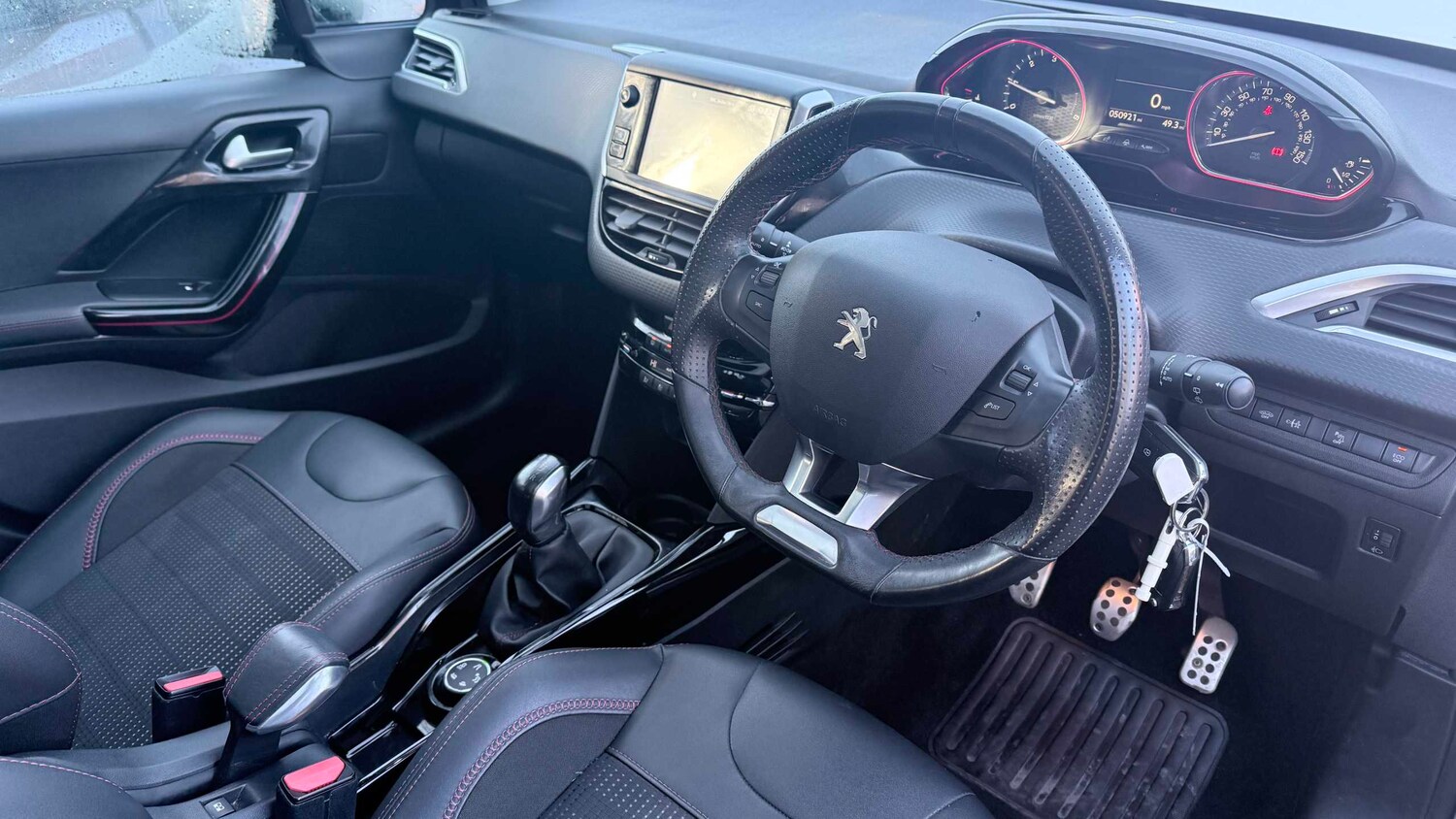 Used Peugeot 2008 for sale - 77859533: Photo 8