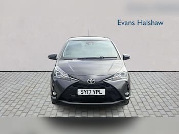 Used Toyota Yaris 2017 for sale - 79660539: Photo