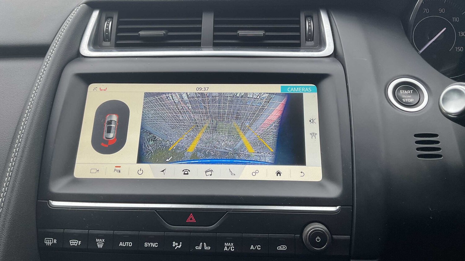 Used Jaguar E-Pace 2019 for sale - 77858728: Photo 12