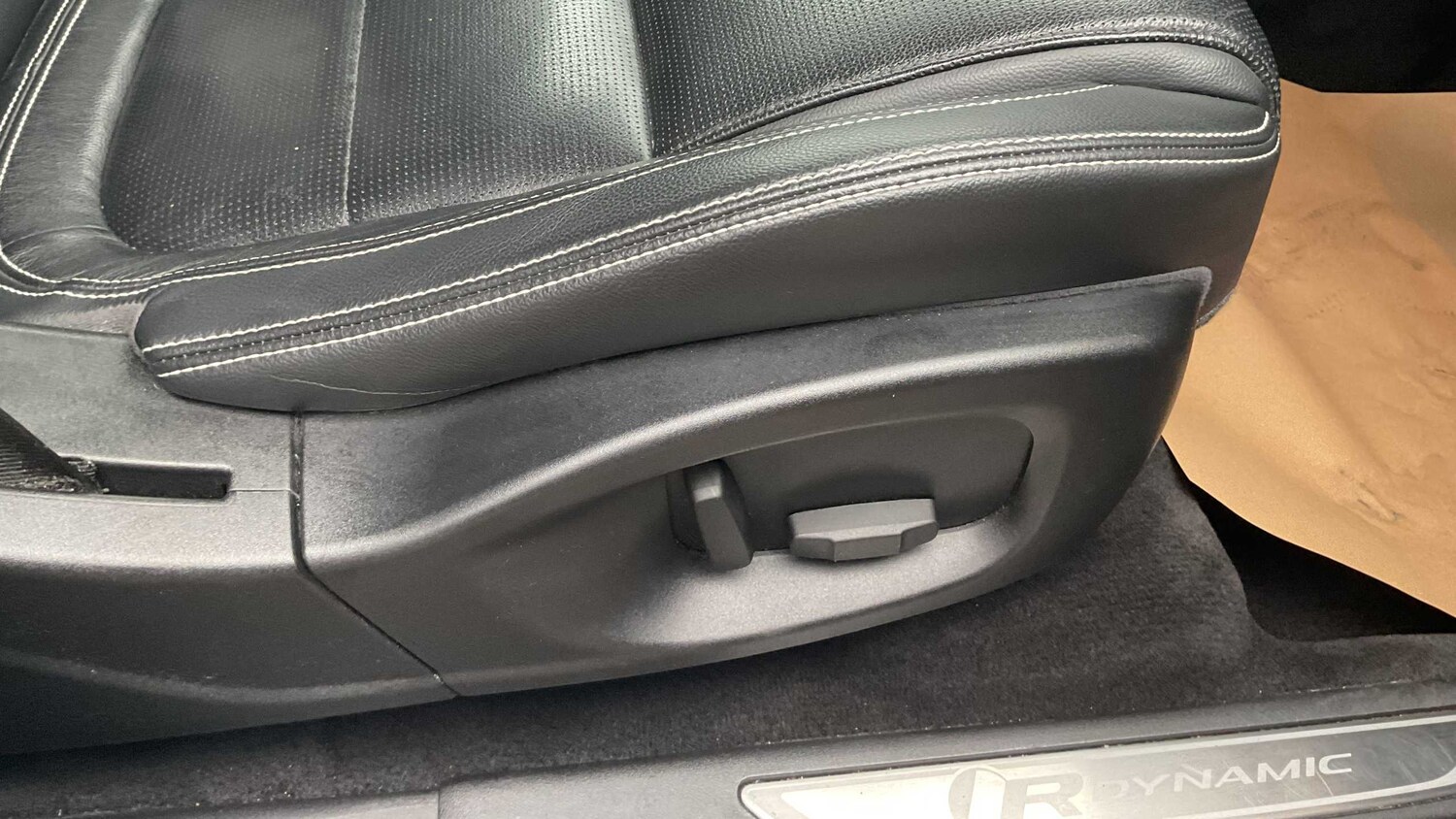 Used Jaguar E-Pace 2019 for sale - 77858728: Photo 8