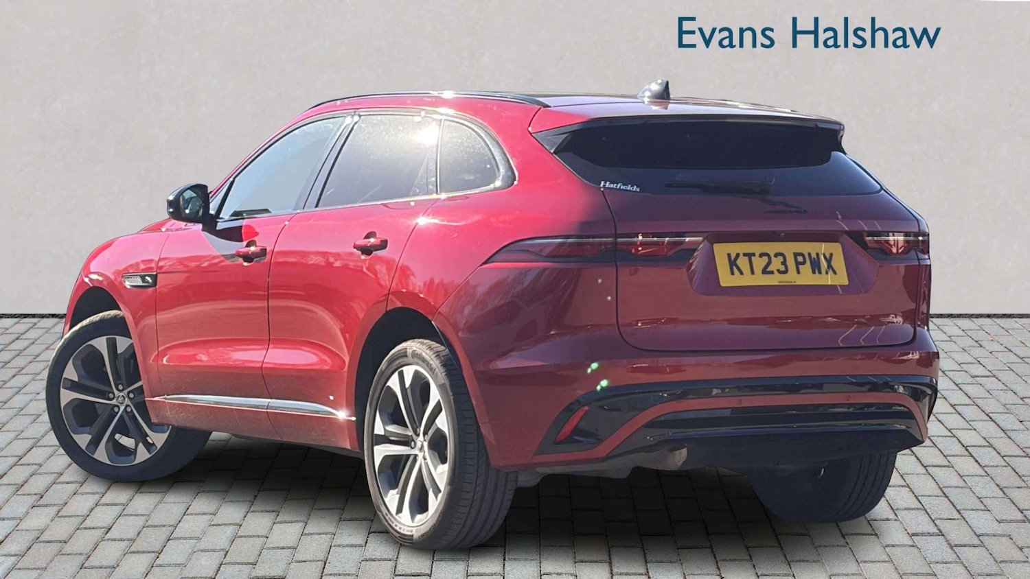 Used Jaguar F-Pace 2023 for sale - 78161530: Photo 2