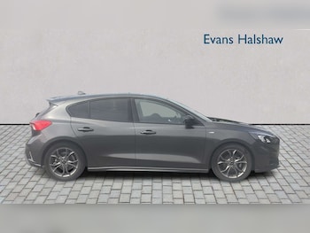Used Ford Focus 2022 for sale - 78913819: Photo