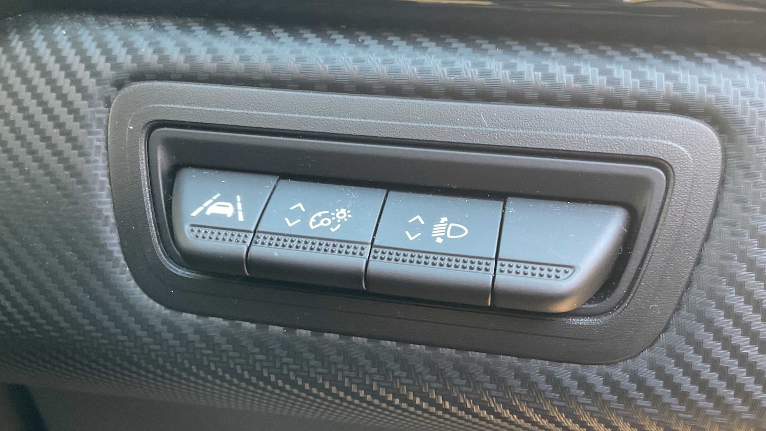 Used Renault Captur 2024 for sale - 78077020: Photo 10